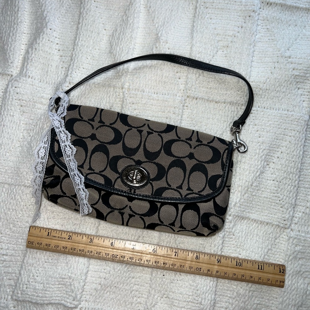Coach shoulder bag